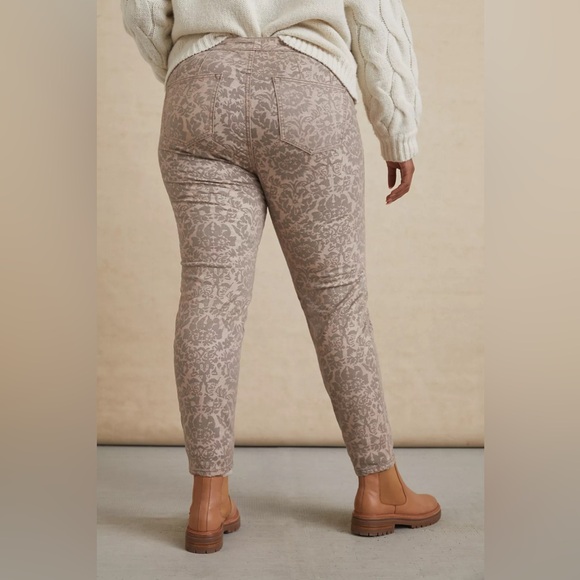 Pilcro Anthropologie Flocked High Rise “Leggings” size 16W - Picture 2 of 9
